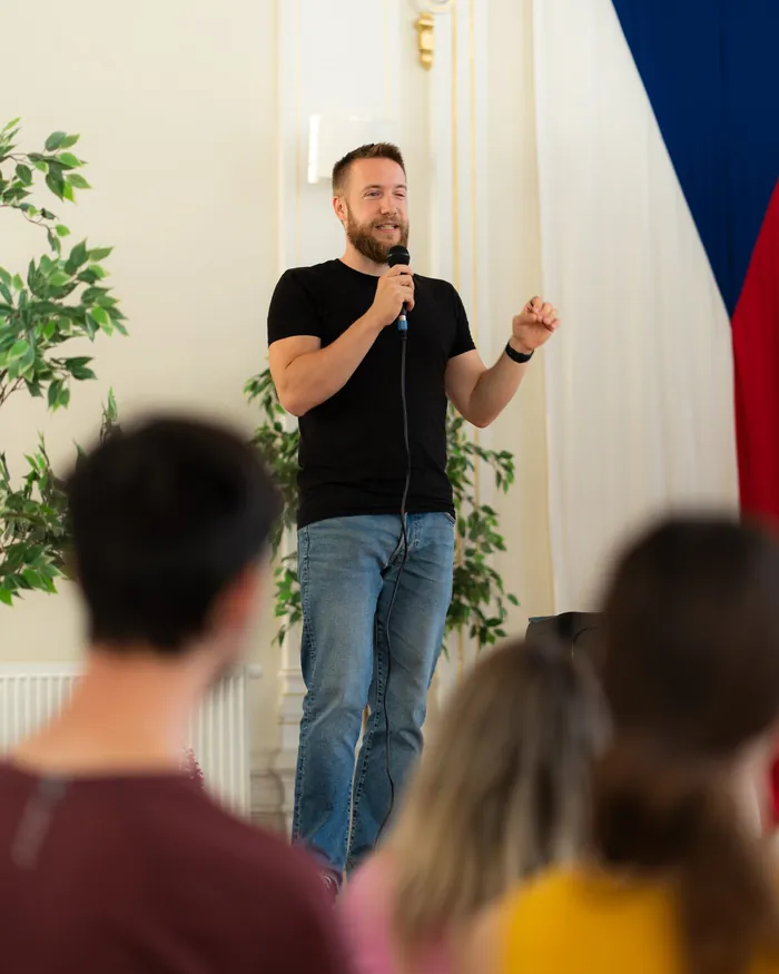 Přednáškový sál během ročníku 2025